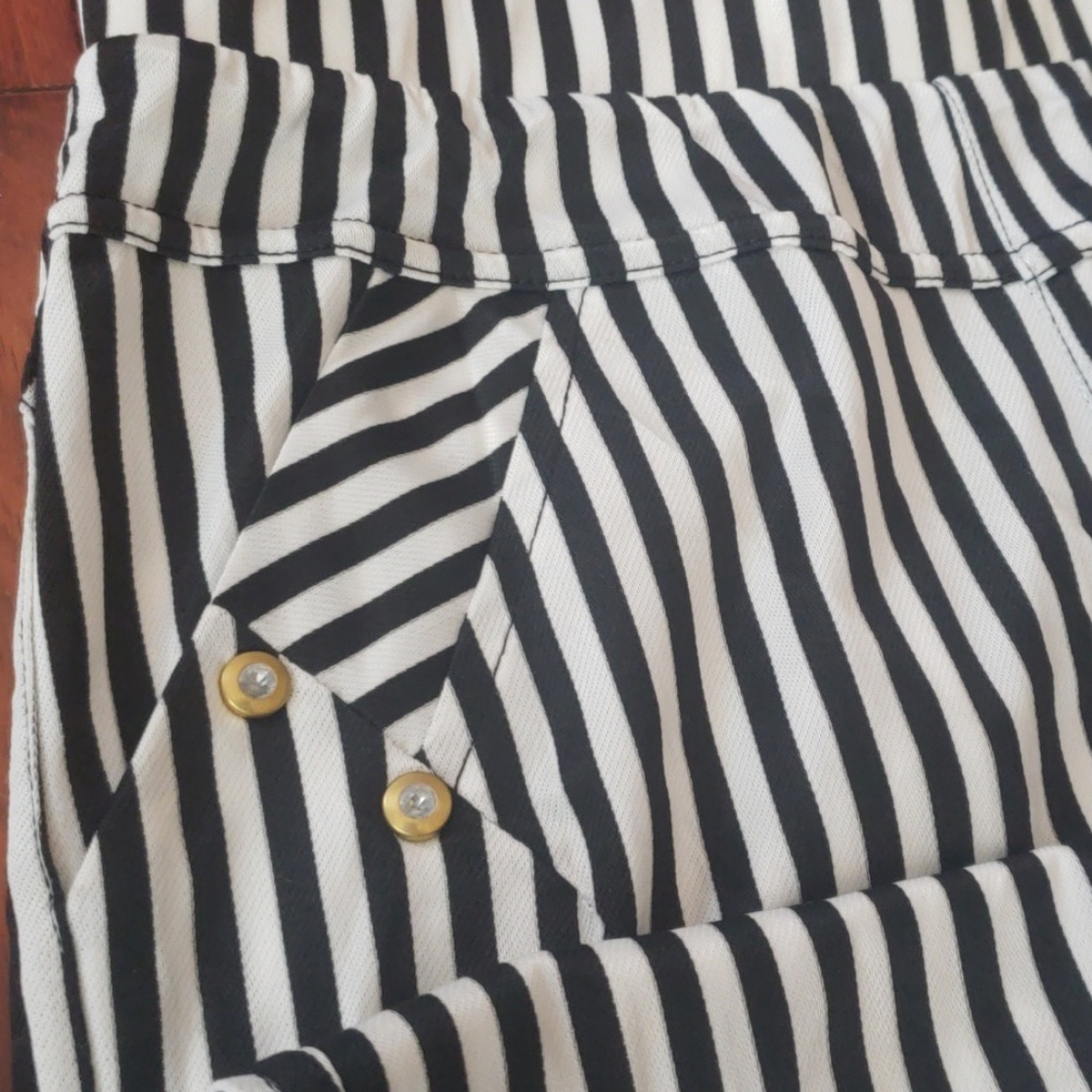 Dress pants - Picture 2 of 3